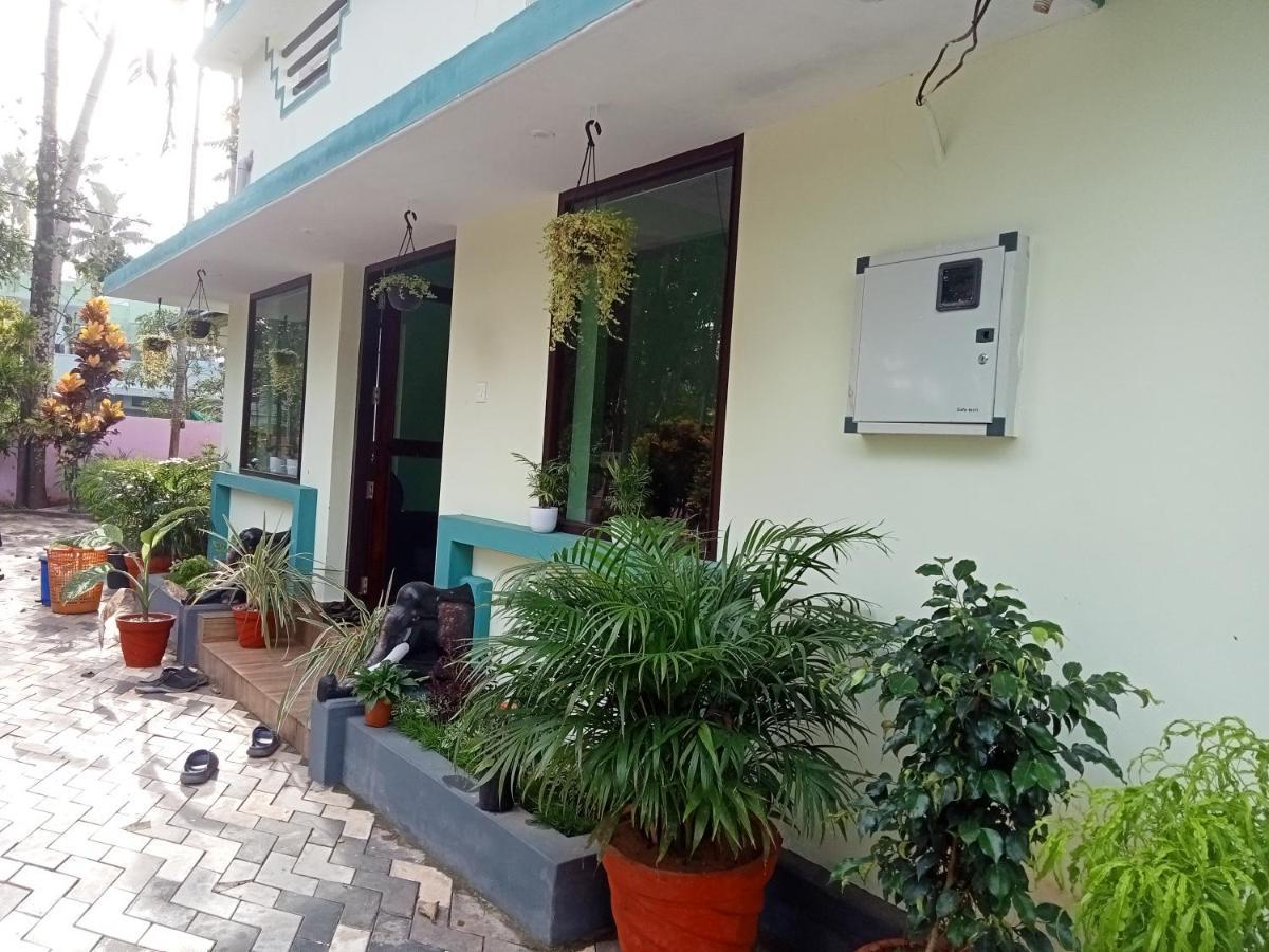 Lavender Residency Bed & Breakfast Варкала Екстериор снимка