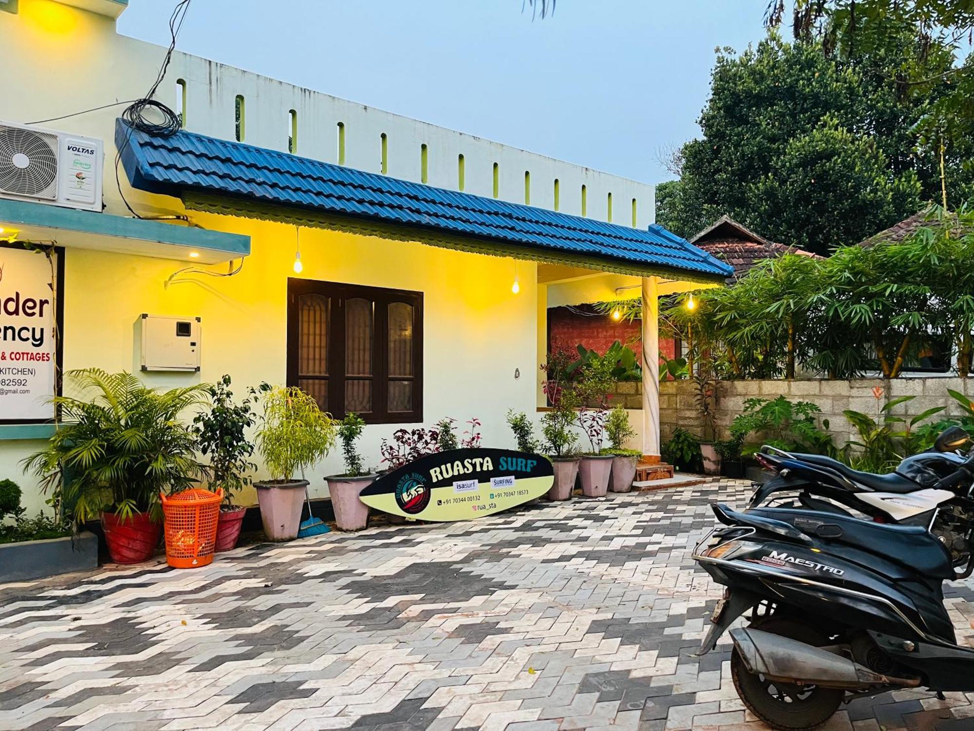 Lavender Residency Bed & Breakfast Варкала Екстериор снимка