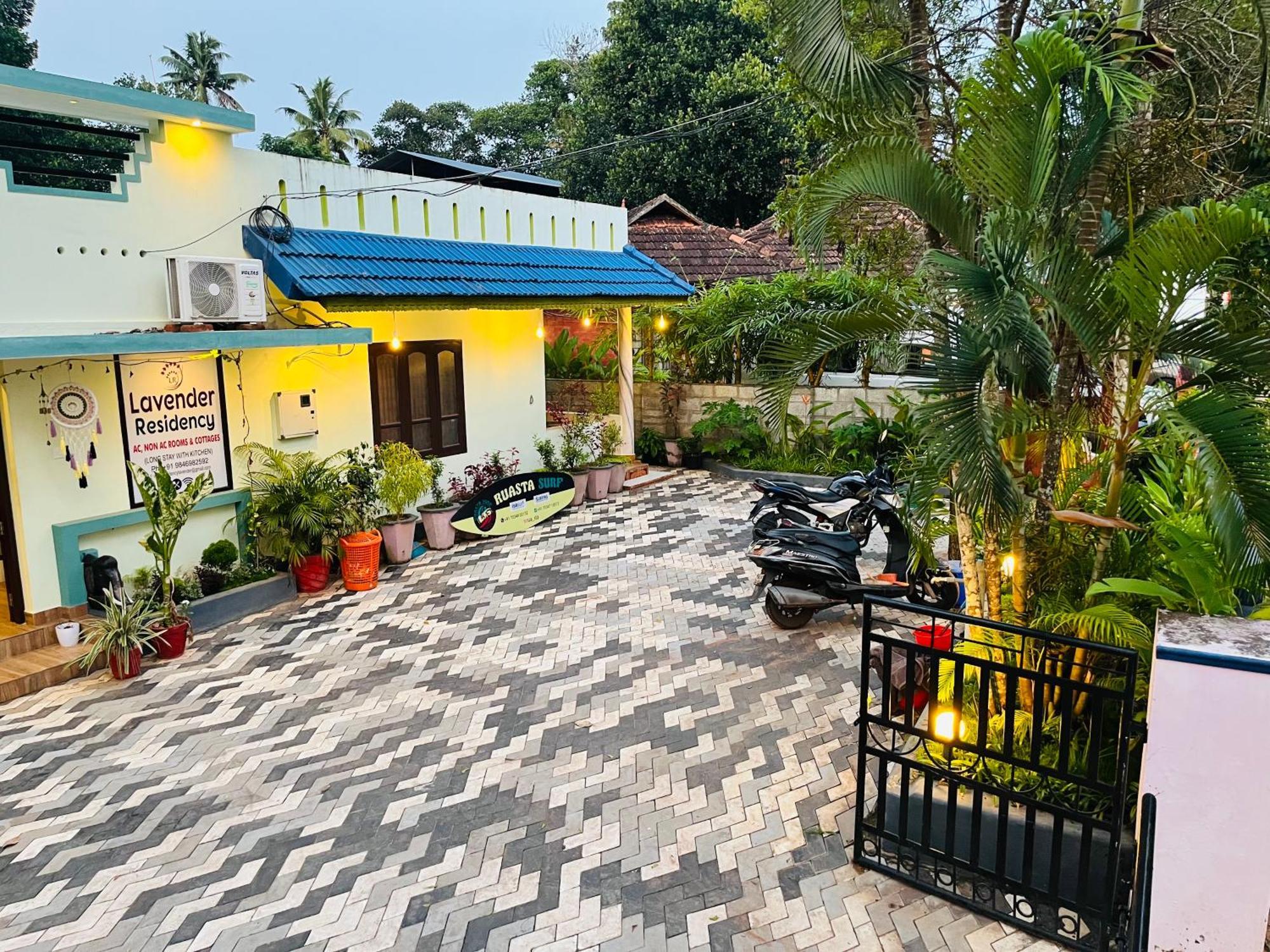 Lavender Residency Bed & Breakfast Варкала Екстериор снимка
